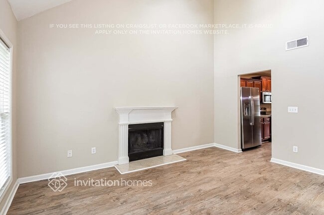 Building Photo - 6614 White Walnut Way