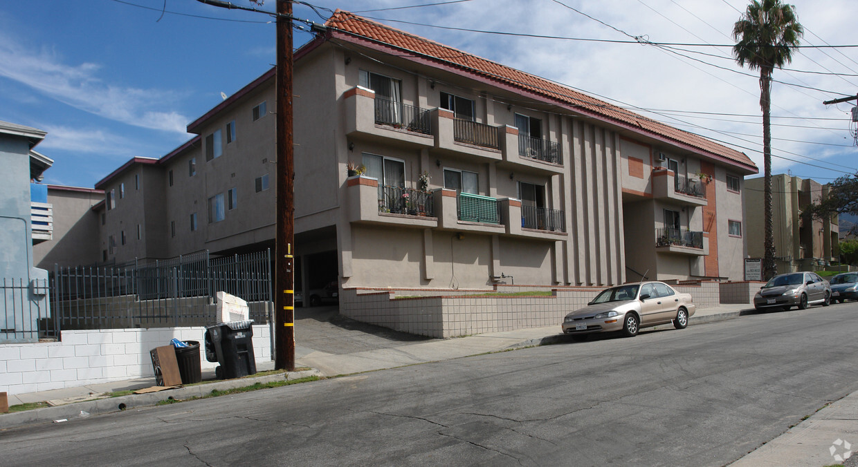 Building Photo - Mountain View Apartments