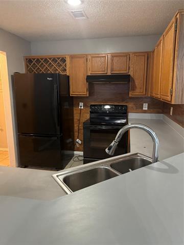 Foto del edificio - 9427 Gossage Ln