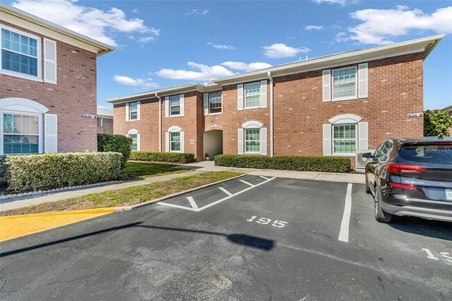 Building Photo - 3847 35th Way S