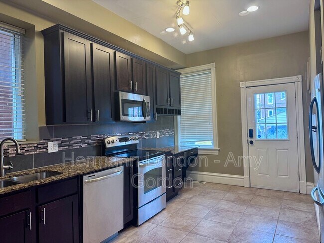 Foto del edificio - 2933 Victor St