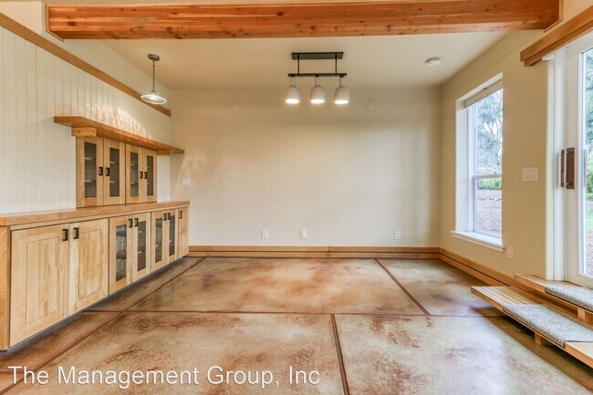 Building Photo - 1 br, 1 bath House - 12216 SE 15th Street