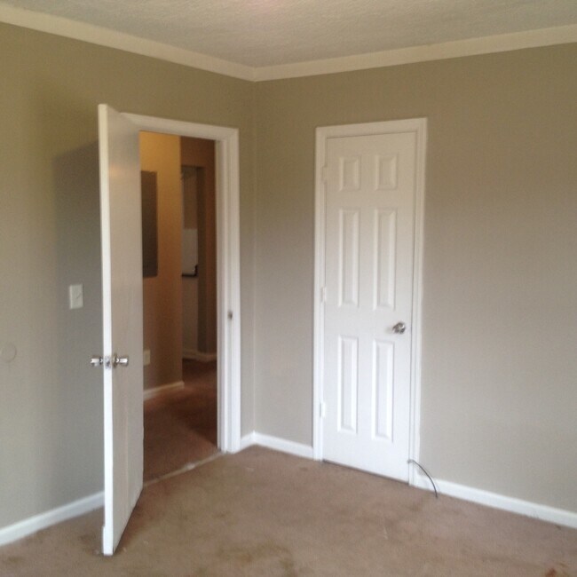 Foto del edificio - **UPCOMING**3 Bedroom / 1 Bathroom Home fo...