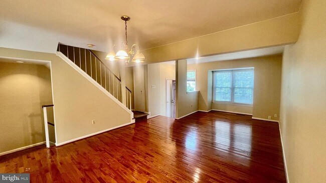 Foto del edificio - 14229 Angelton Terrace
