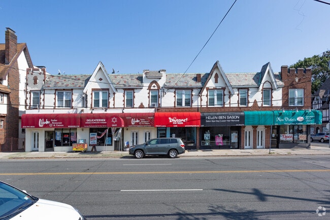 Building Photo - Fairfield Town Centre At Hewlett