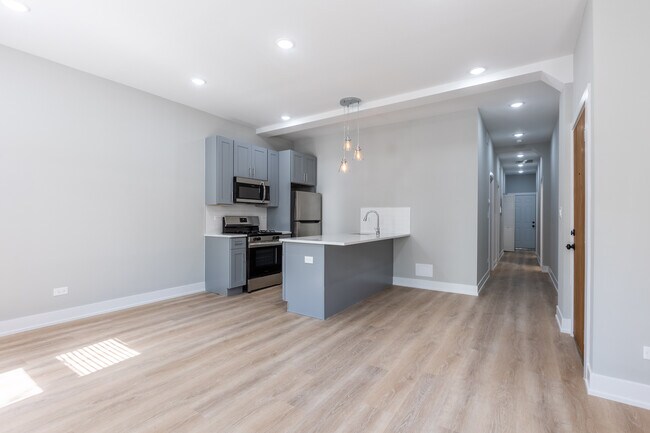 Foto del edificio - 423 W Belden Ave