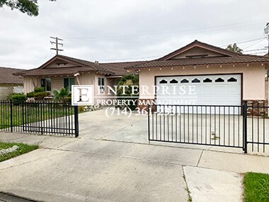 Foto principal - Spacious Home in Great Location (507 S. Sh...
