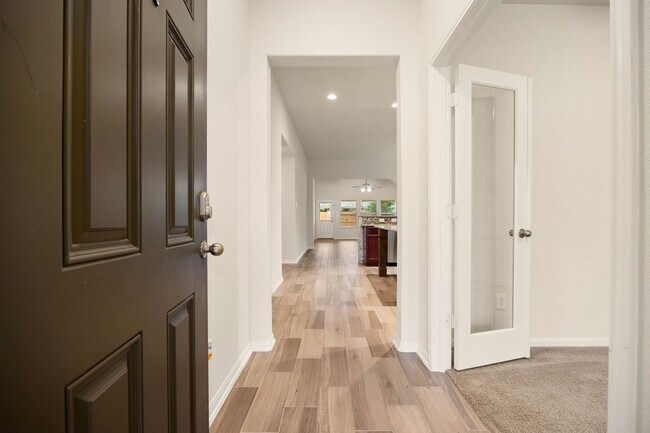 Foto del edificio - 32659 Timber Point Dr