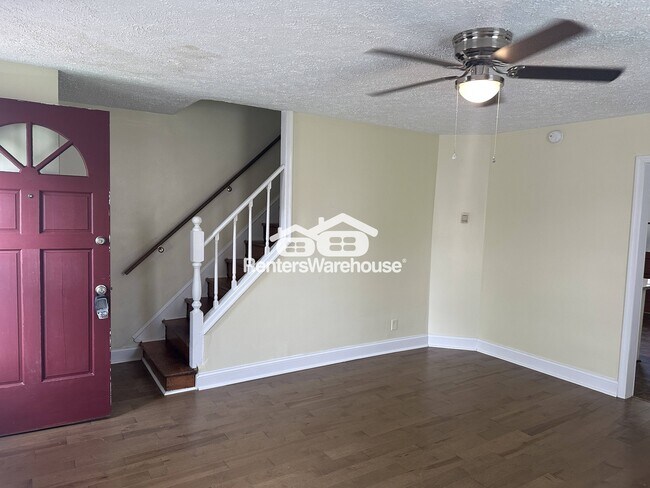 Foto del edificio - 8560 Willow Oak Rd