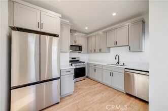 Building Photo - 3261 City Terrace Dr