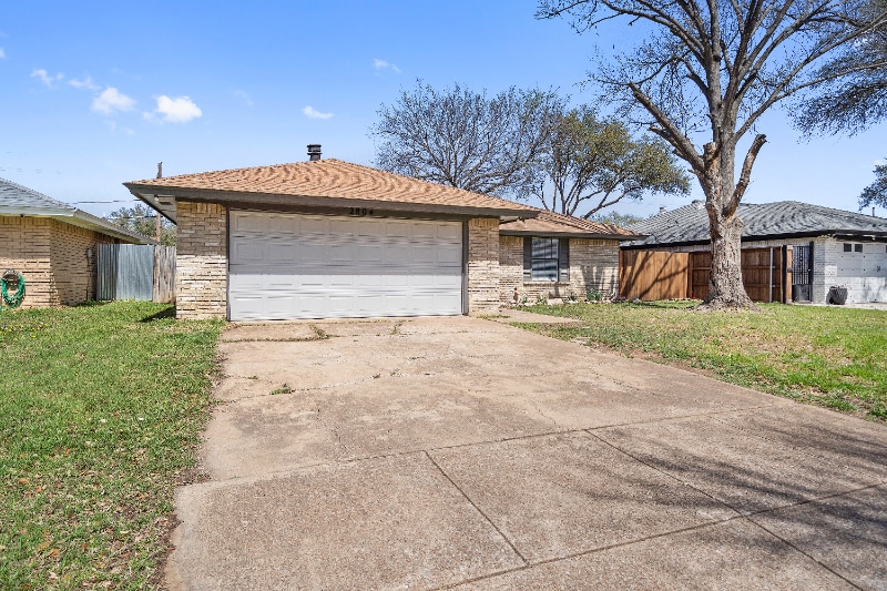 Photo - 2804 S Meadow Dr
