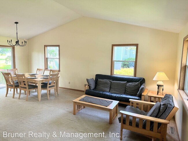 Building Photo - 3 br, 2 bath House - 2906 Fell Road