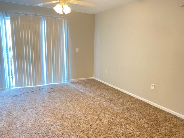 Foto del edificio - 4100 Dancing Cloud Ct