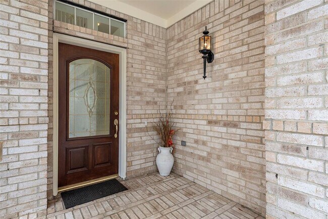 Foto del edificio - 3210 Lakeside Trail