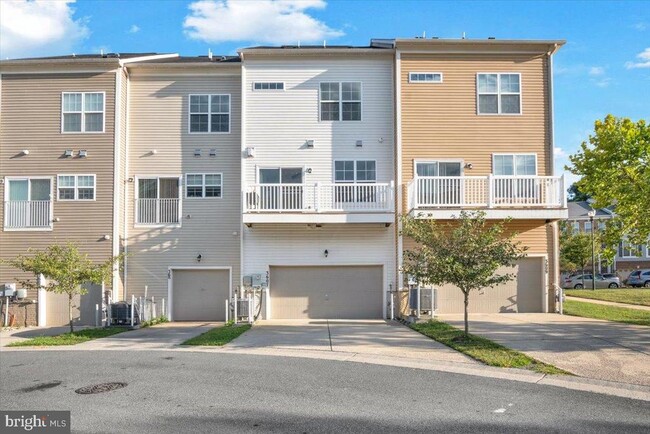 Building Photo - 3607 Doc Berlin Dr