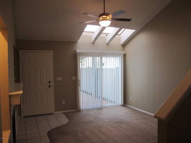 Building Photo - 3211 E Juniper Ave