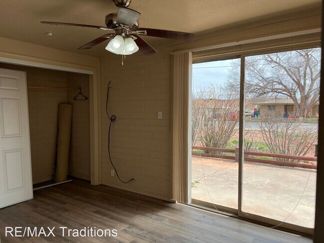Foto del edificio - 2 br, 1 bath House - 1910 Heywood Ave
