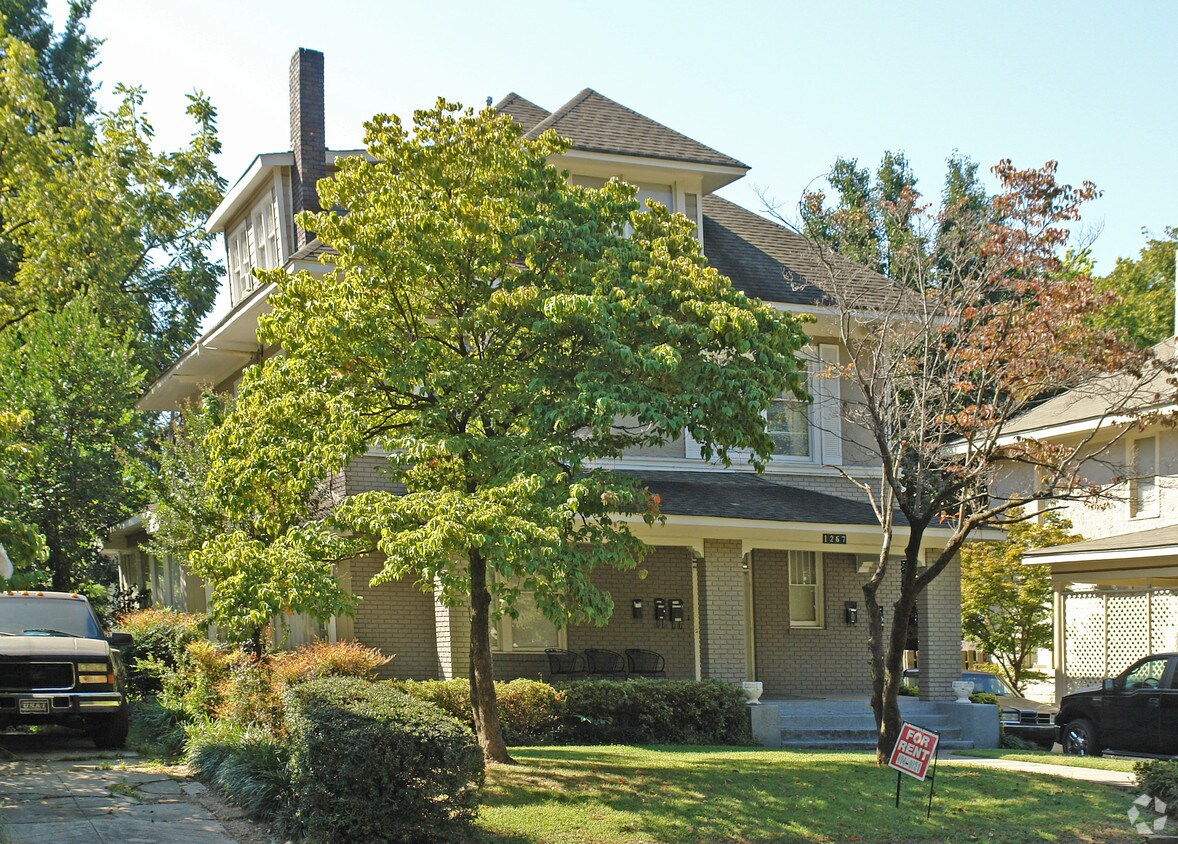 Primary Photo - 1267 Harbert Ave