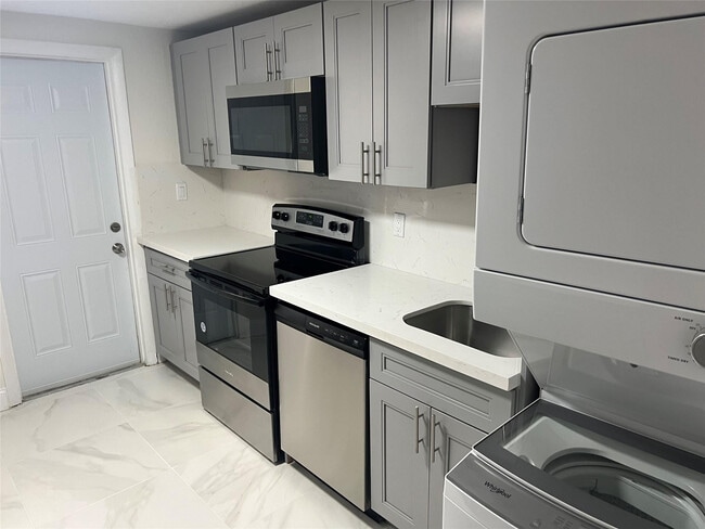 Foto del edificio - 8705 NW 38th Dr