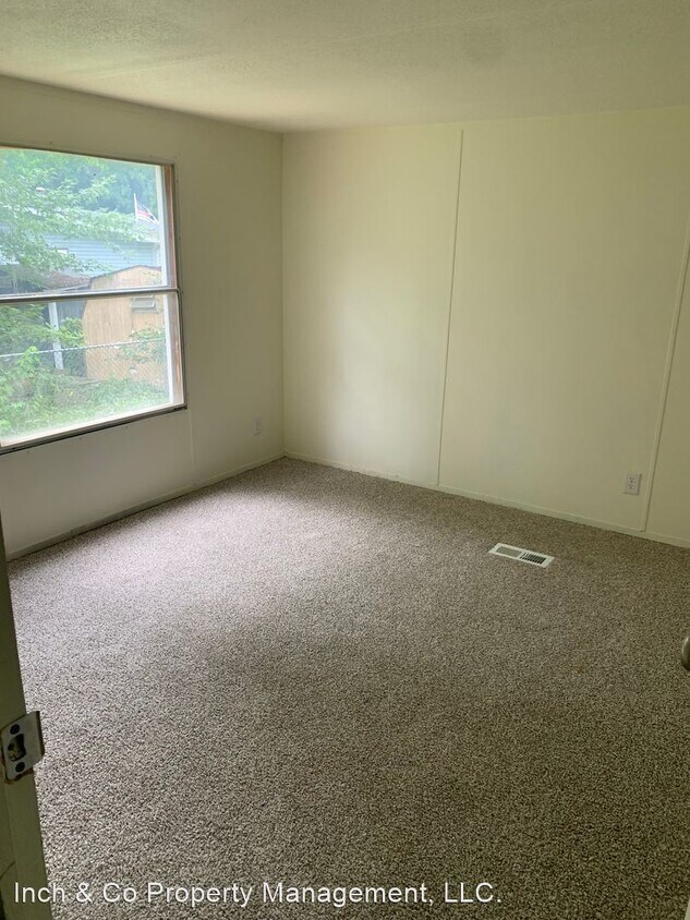 Building Photo - 3 br, 1 bath House - 421 Razor Strap Road