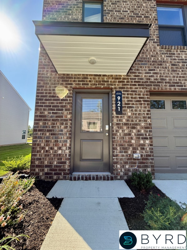 Building Photo - 921 Encore Autumn Ln