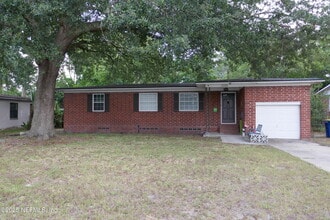 Building Photo - 2326 Red Oak Dr Building Photo - 2326 Red Oak Dr