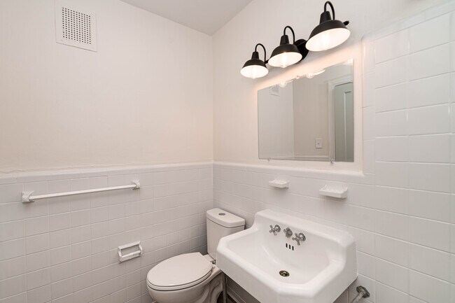 Estudio - Sherwood Flats