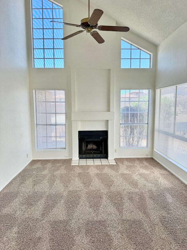 Building Photo - Two Story 3 Bedroom/2.5 Bath Home. Clean & Ready for Immediate Move-in!