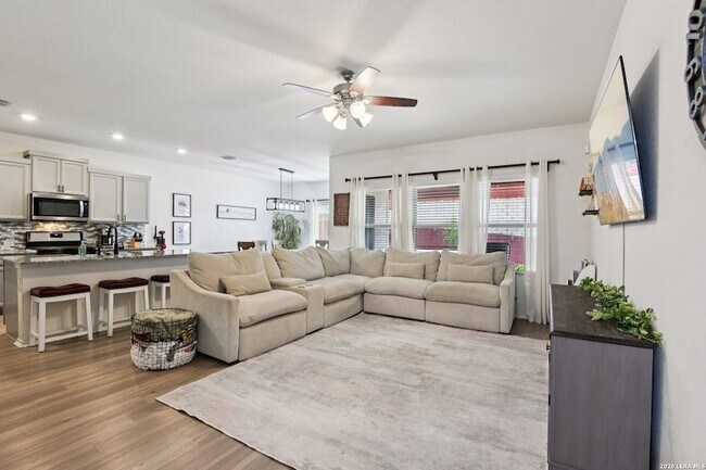 Foto del edificio - 13030 Vista Holw