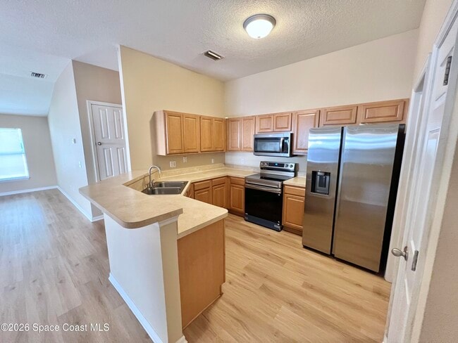 Foto del edificio - 441 Loxley Ct