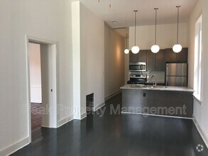 Building Photo - 1311 Hull St