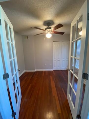 Foto del edificio - 2035 Dixie Belle Dr