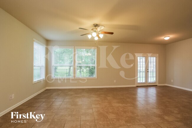 Building Photo - 16106 Broadwater Dr