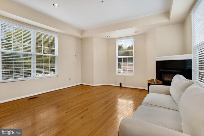 Foto del edificio - 757 Park Rd NW