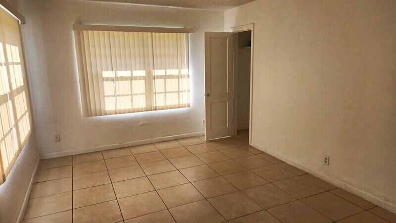 Photo - 212 East Drury Avenue