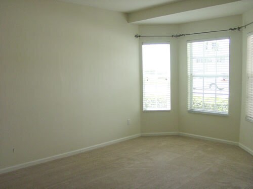 Foto del edificio - Spacious 4 Bedroom, 2.5 Bath Home in Hunti...