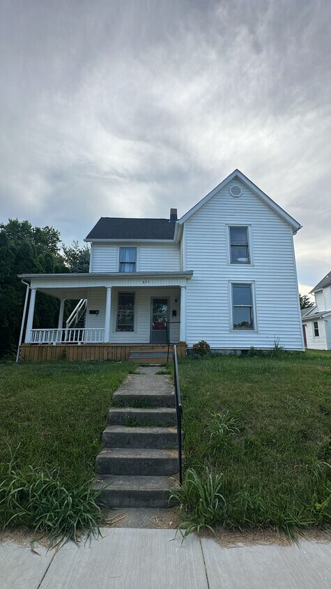 Primary Photo - 371 N Mulberry St