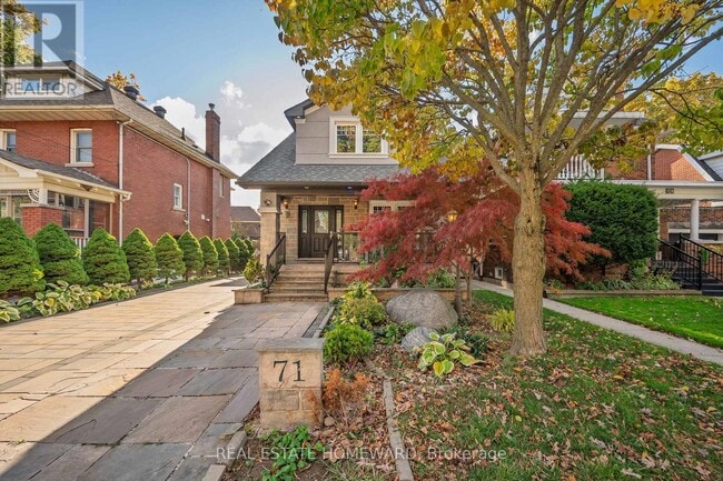 Photo du bâtiment - 71 Paisley Ave N