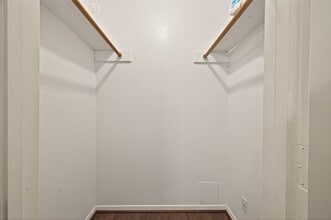 Building Photo - 1407 Somercotes Ln