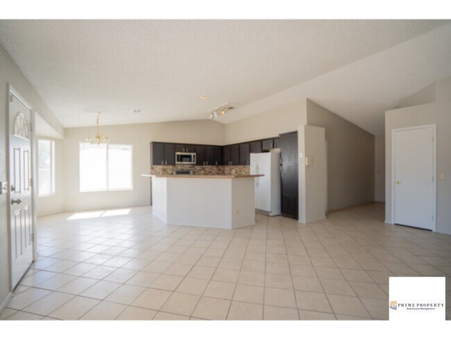Foto del edificio - Welcome to your New, Beautiful 3/2 House i...