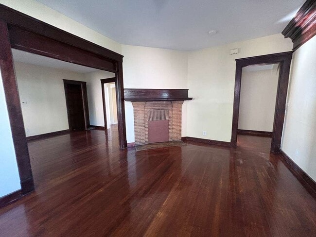 Foto del edificio - 726 Elm St