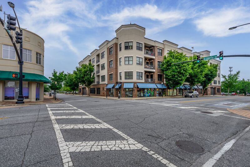 155 E Broad St Unit 311, Spartanburg, SC 29306 Condo for Rent in