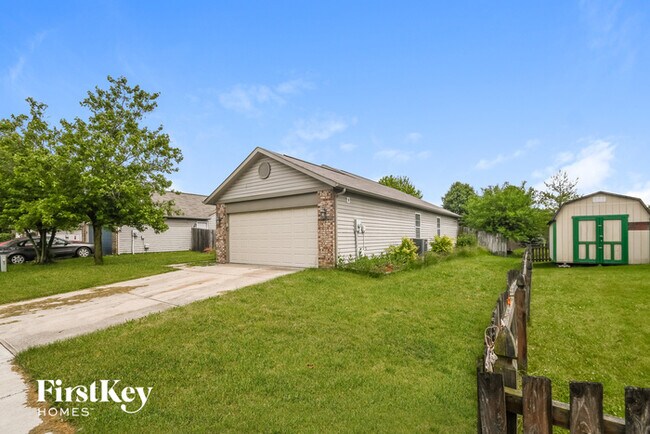 Building Photo - 5815 Victory Ave