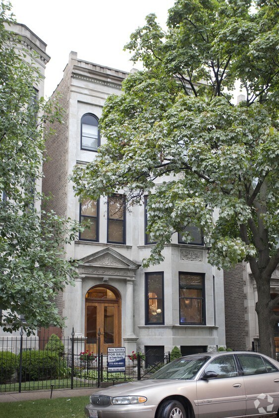 Building Photo - 1514 W Wilson Ave