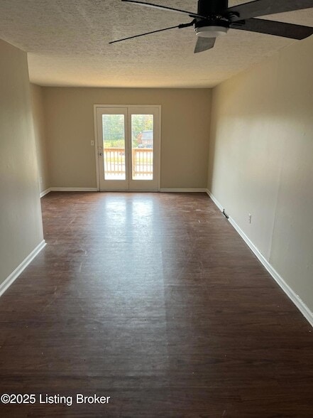 Building Photo - 1705 Cliff Ridge Ct