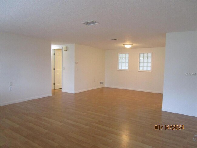 Building Photo - 4032 Westwood Dr