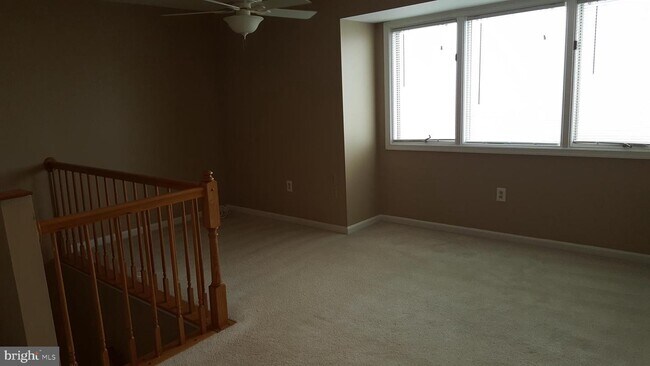 Building Photo - 802 Oyster Cove Dr