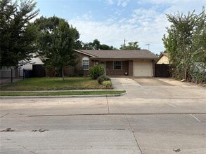 Building Photo - 408 Price Dr