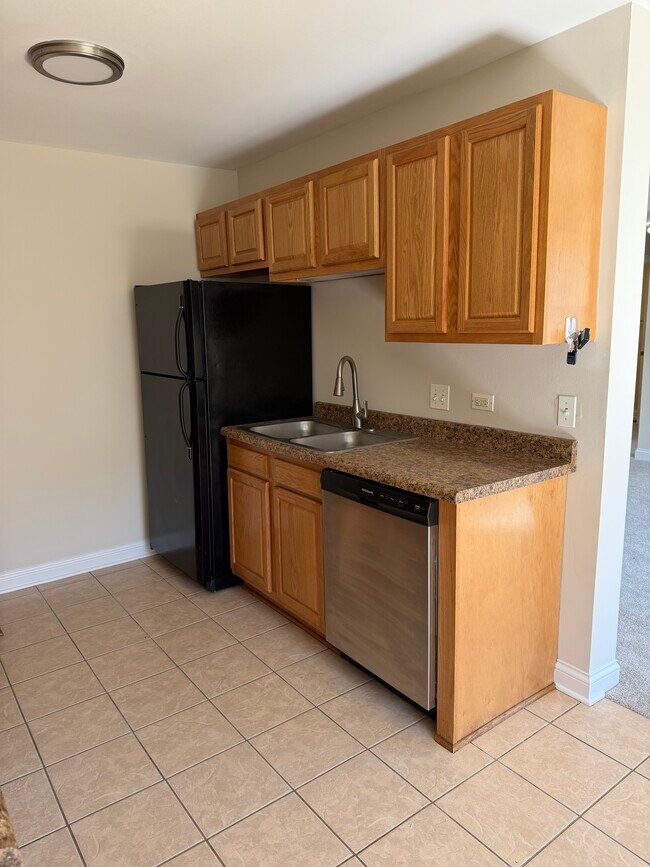 Foto del edificio - 681 Thorntree Ct