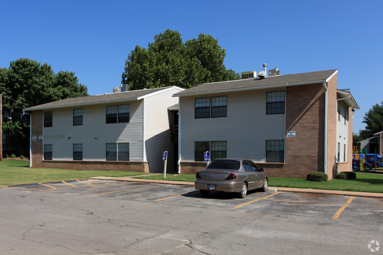 Country Park Apartments - Chickasha, OK | Apartments.com